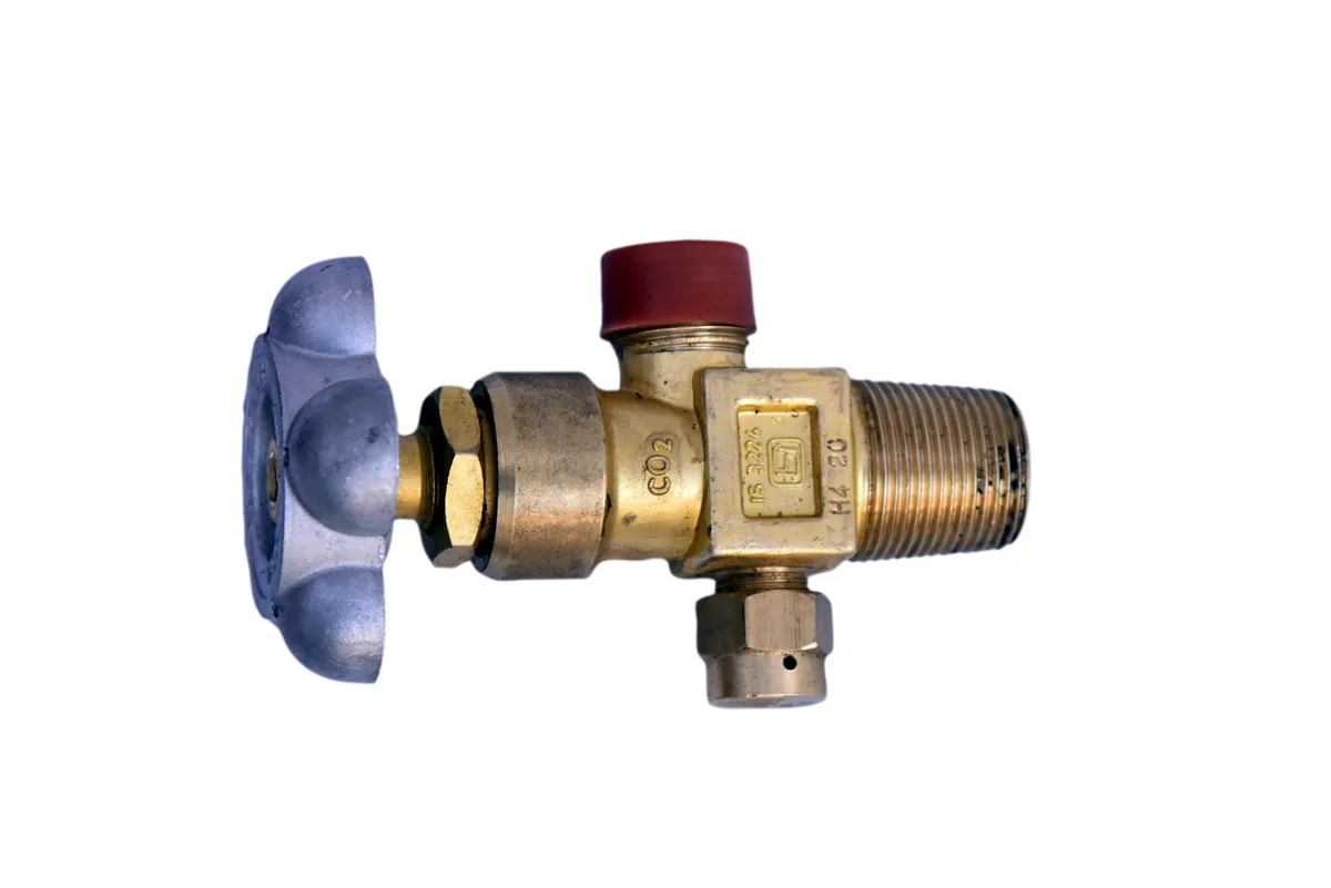 CO2 Cylinder Valve (IS 3224)