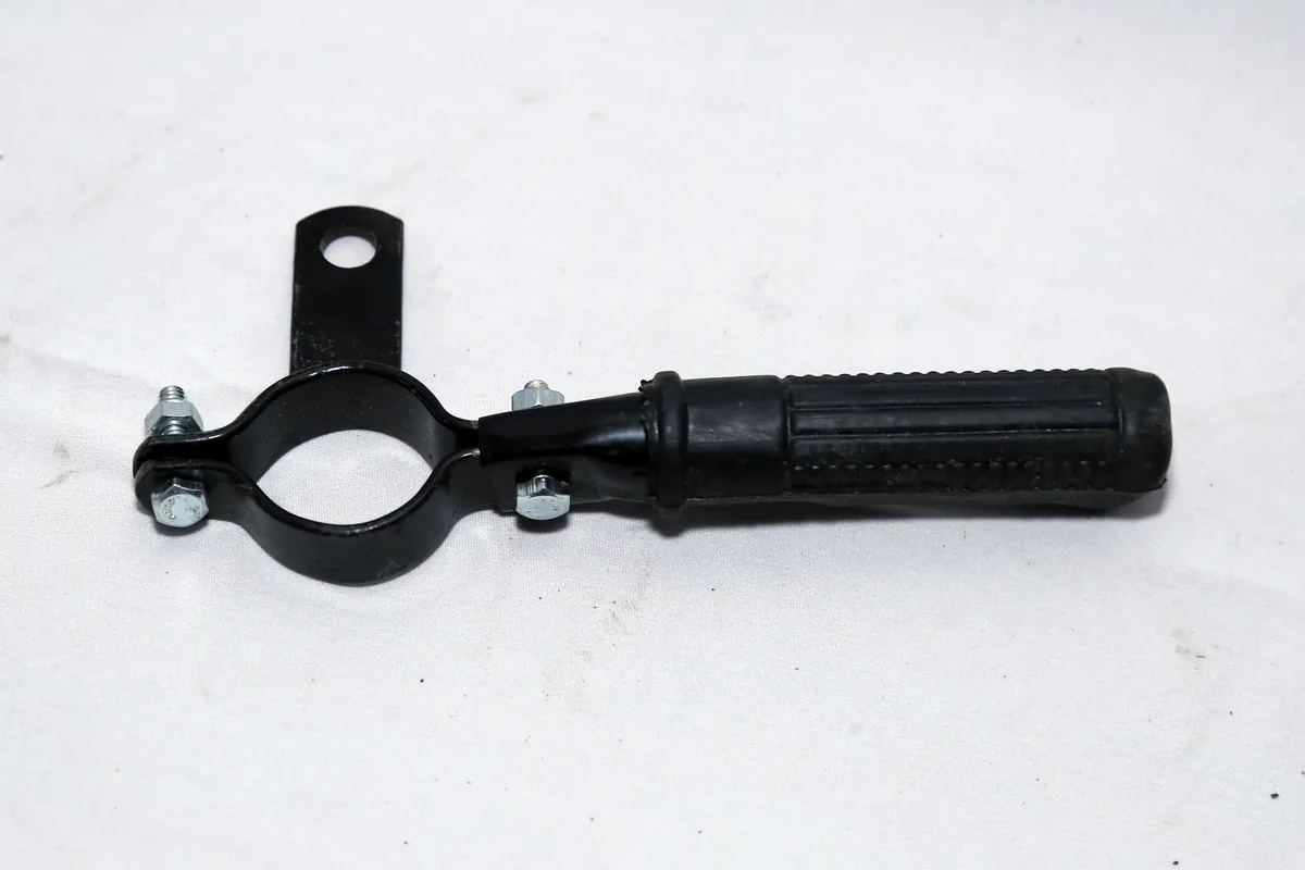 CO2 Extinguisher Horn Holder Clamp with Grip